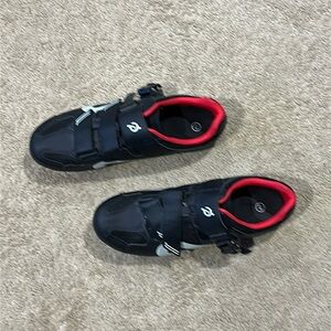 Like new Peloton clip in bike shoes